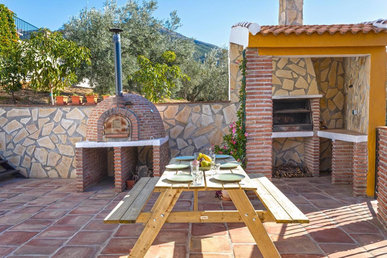 Casa Del Valle Con Piscina Privada Villa Alcaucín Exterior foto